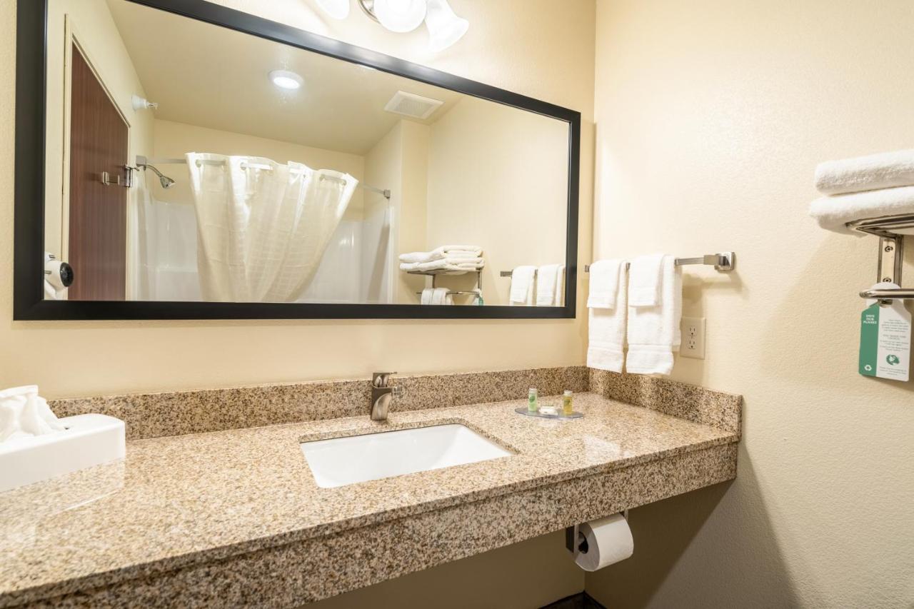 Cobblestone & - Hotel Kermit