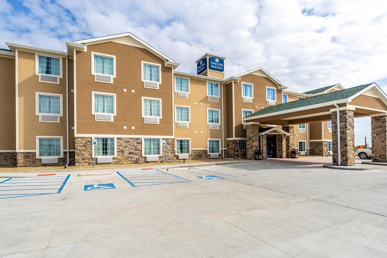 Hotel Cobblestone & - Kermit